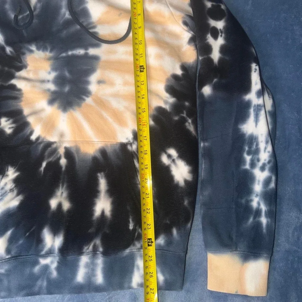 RSQ black and beige tie-dye hoodie